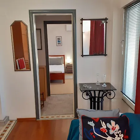 Aperitton 1 Apartment *